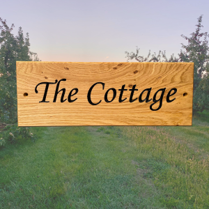 Oak House Sign - 14cm high